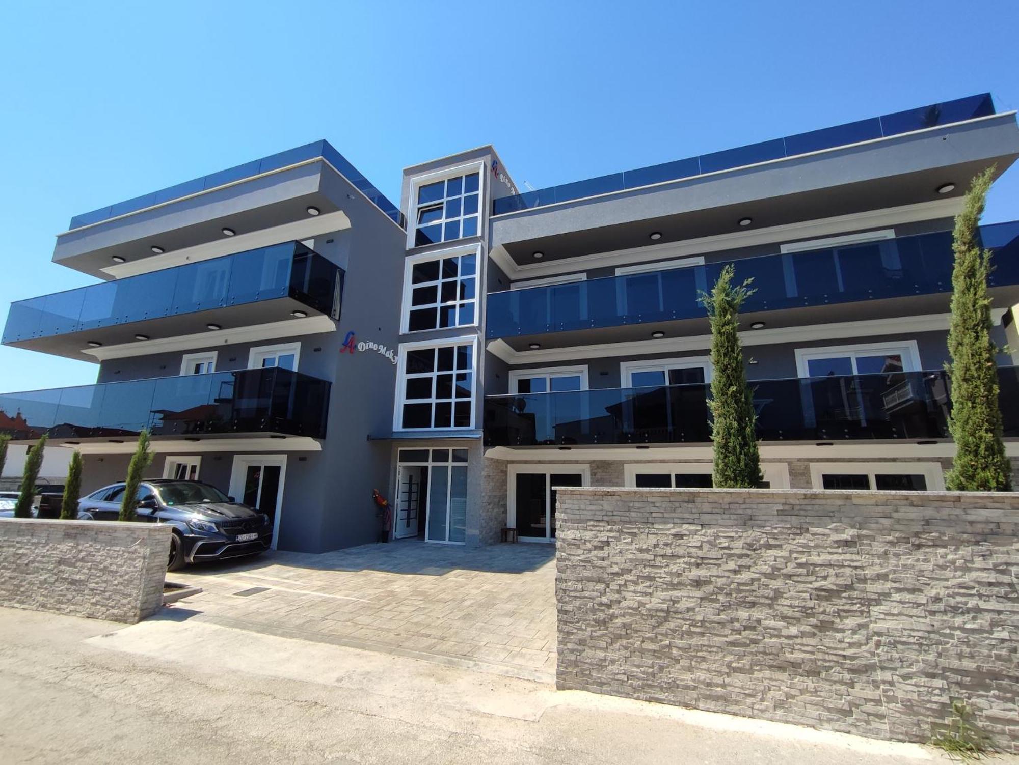 Luxury Apartments-La Dino Maky Vodice Extérieur photo